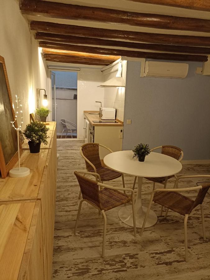 Petra -old With Terrace And Barbecue- Appartement
